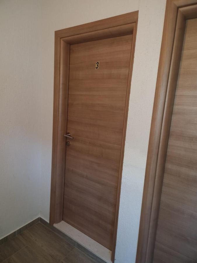 Ana Apartment *