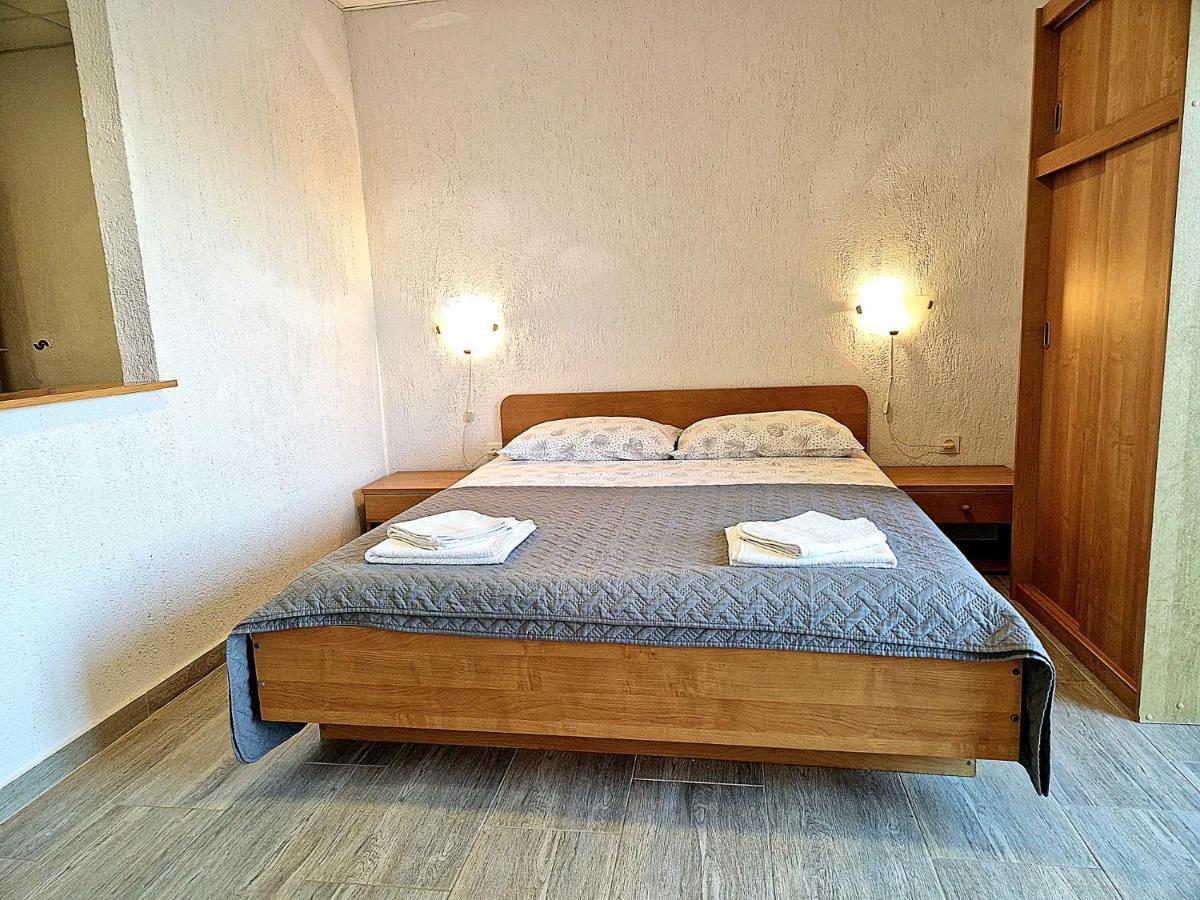 Ana Apartment